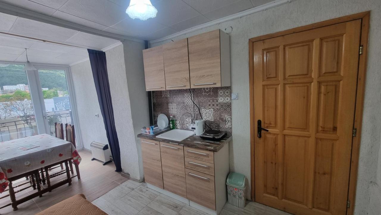 Old Style Hotel Враца Екстериор снимка