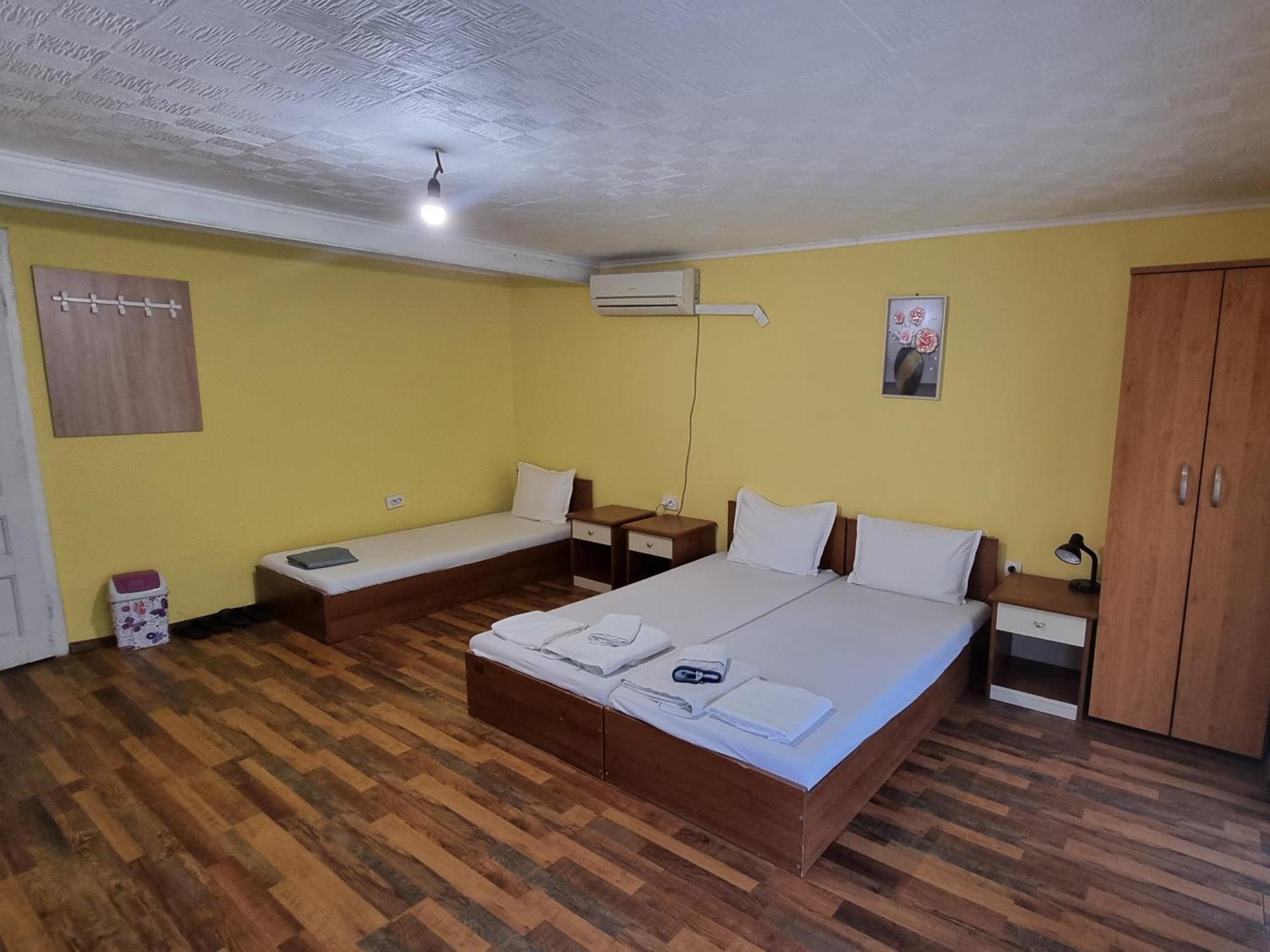 Old Style Hotel Враца Екстериор снимка